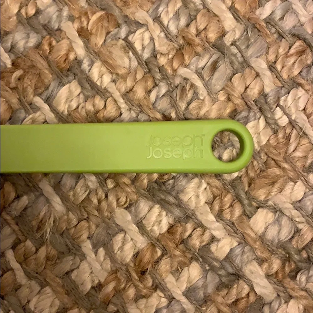 5/$25 sale‎ - Joseph Joseph - slotted strainer spoon